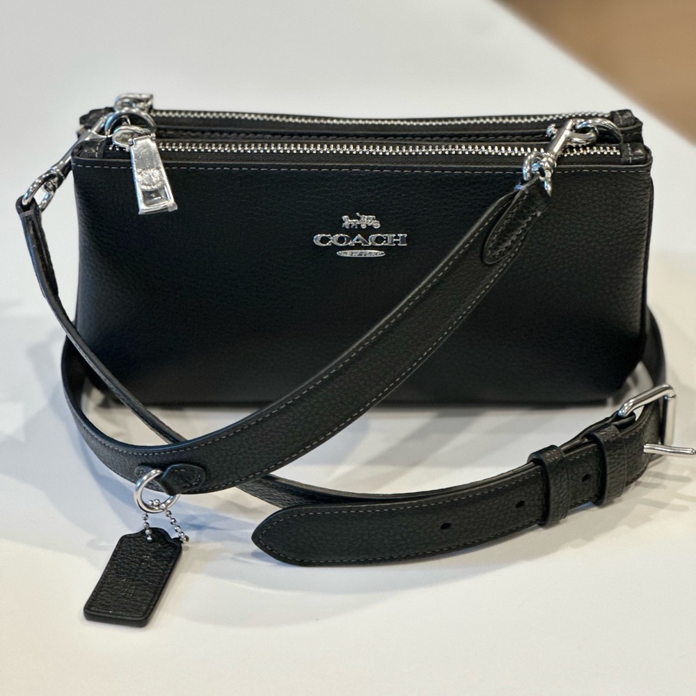 COACH Double Zip Crossbody in Refine Pebble Leather NWOT